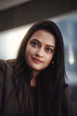 Lena, 25